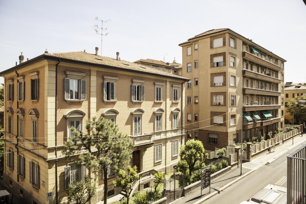 Apartment with Balcony,445771755:JPEG